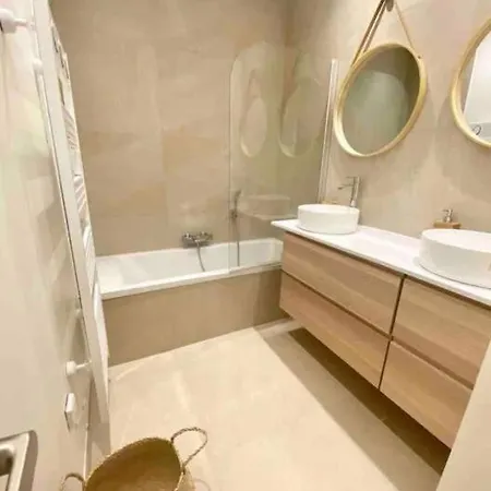 Penthouse 2 Bedrooms In Center- 51 Apartamento *